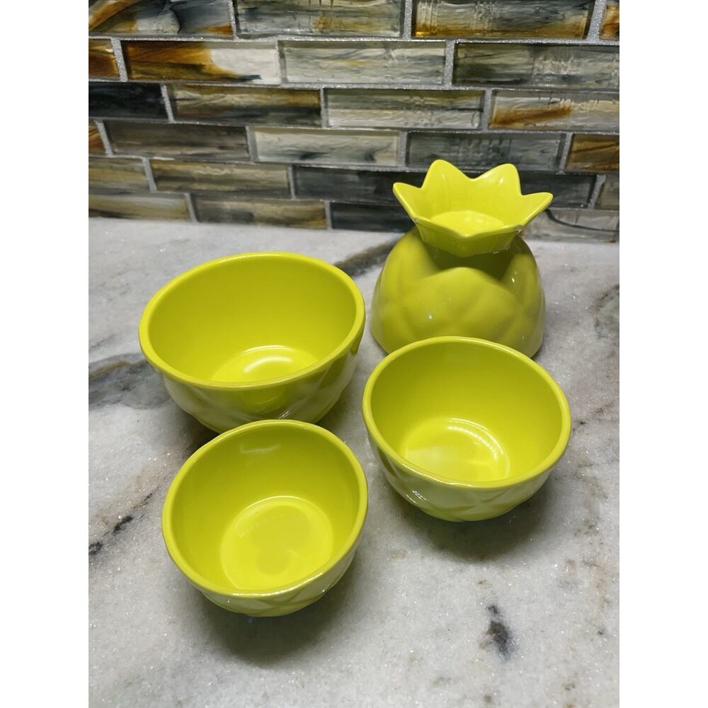 Vintage Cooks Tools Yellow Pineapple Nesting Bowl Bowls